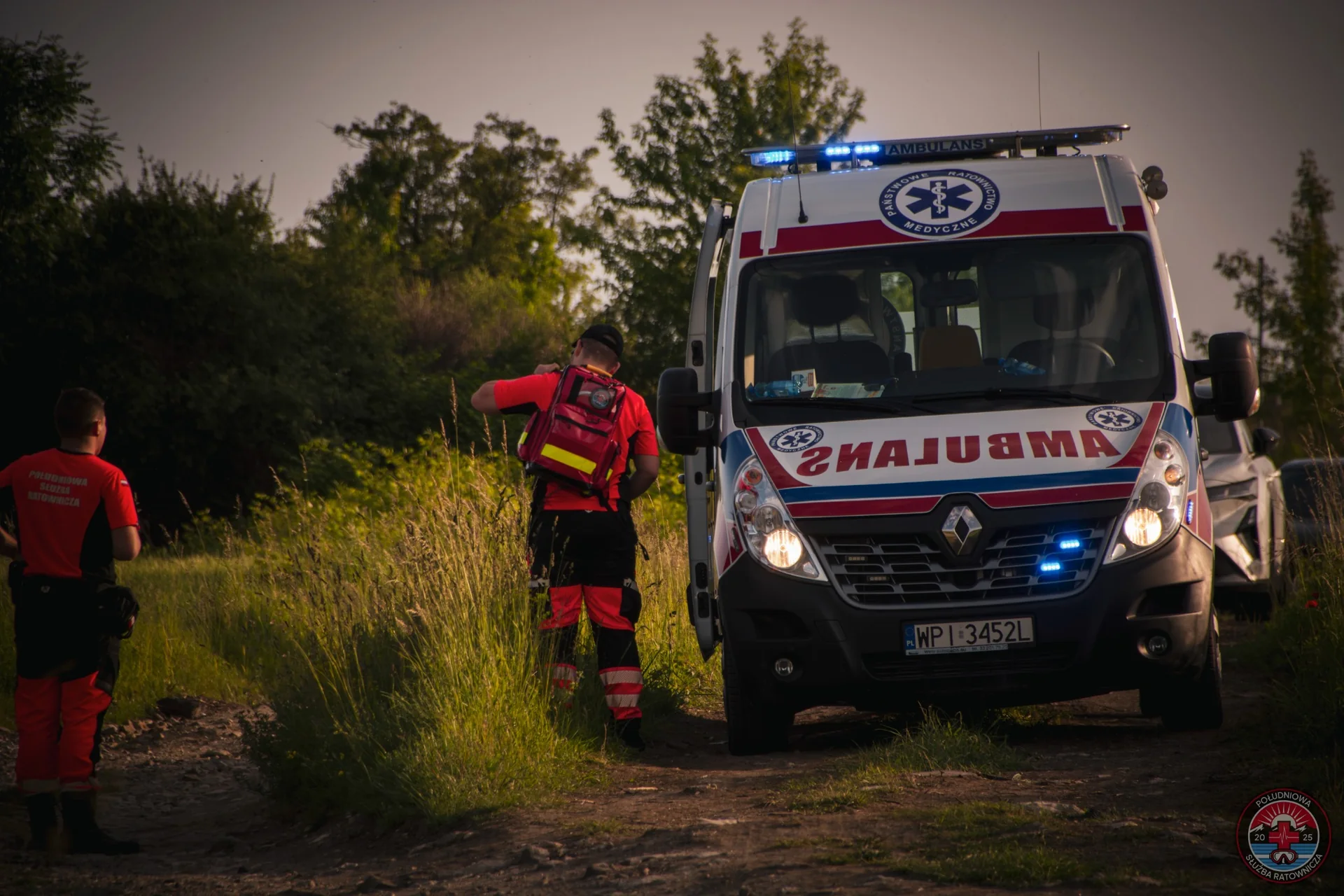 Ambulans podczas działań terenowych